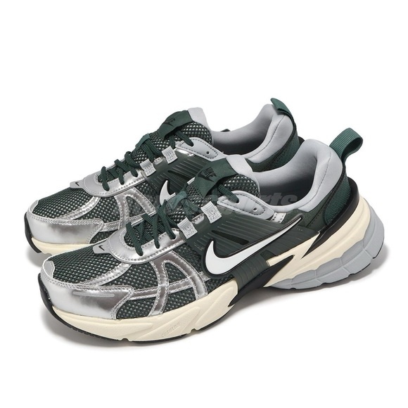 Nike Men's V2K Run Shoes